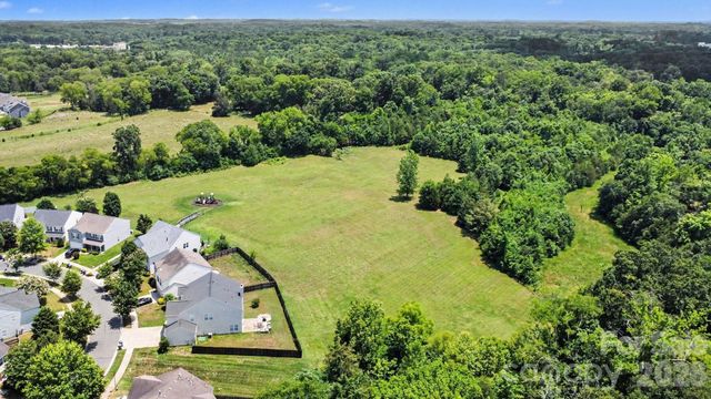 5654 Hammermill Drive, Harrisburg, NC 28075