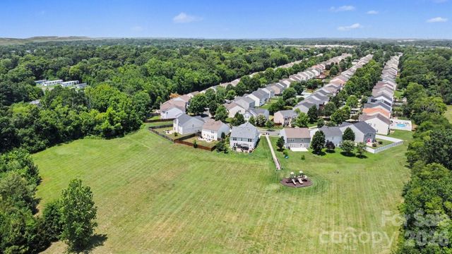 5654 Hammermill Drive, Harrisburg, NC 28075
