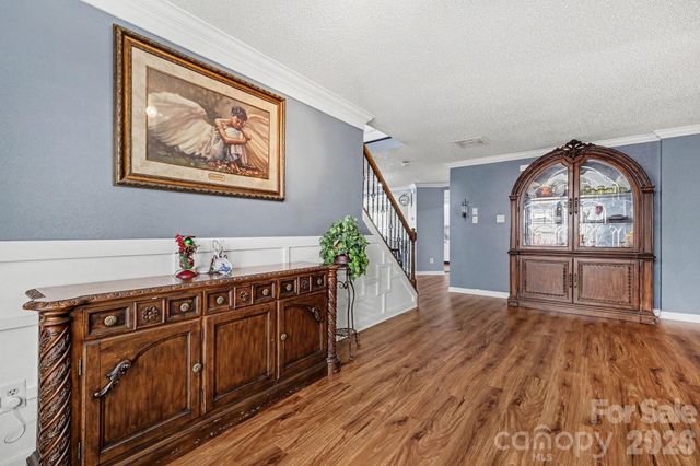 5654 Hammermill Drive, Harrisburg, NC 28075