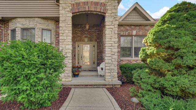 95 Muirfield Drive, Valparaiso, IN 46385