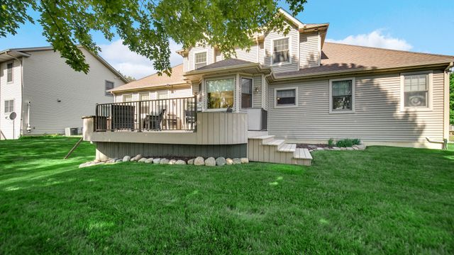 95 Muirfield Drive, Valparaiso, IN 46385