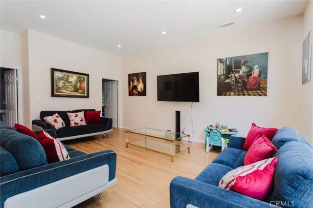 6638 Blucher Avenue, Van Nuys, CA 91406