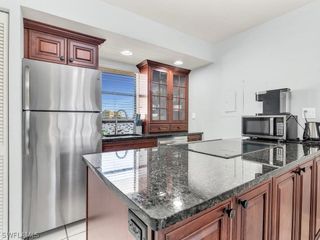 1027 Anglers CV B-402, Marco Island, FL 34145