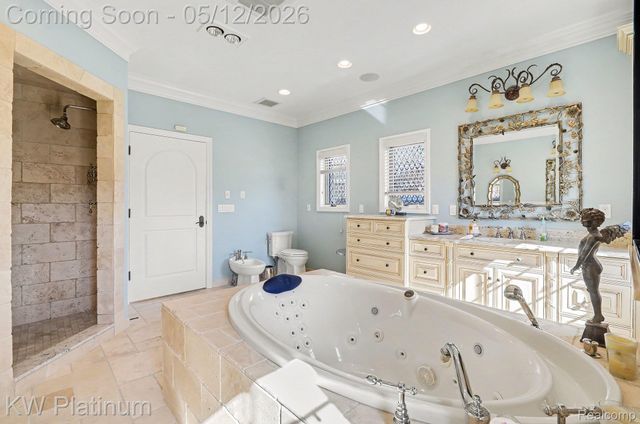 36270 Vita Bella Drive, Clinton Charter Township, MI 48035