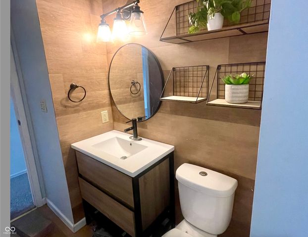 8909 Mariposa Drive, Indianapolis, IN 46234