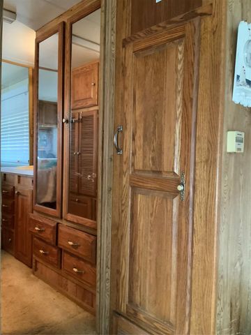 1476 Mabry Street, Gilchrist, TX 77617