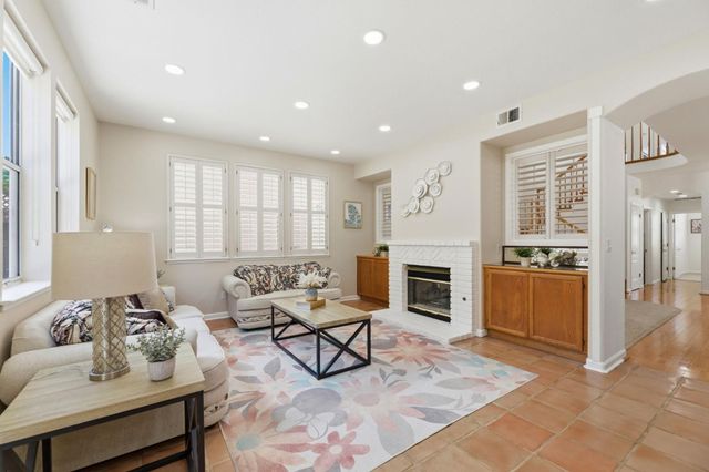 3044 Calle De Las Flores, San Jose, CA 95148