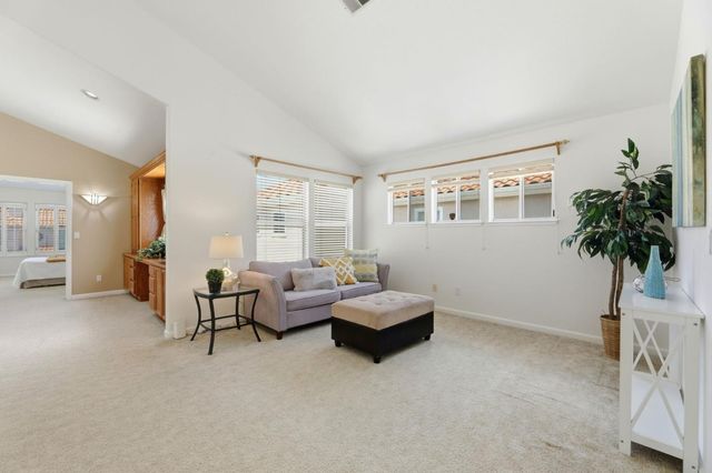 3044 Calle De Las Flores, San Jose, CA 95148