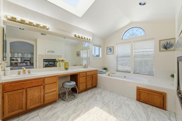 3044 Calle De Las Flores, San Jose, CA 95148