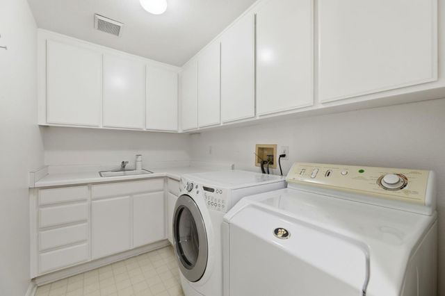 3044 Calle De Las Flores, San Jose, CA 95148