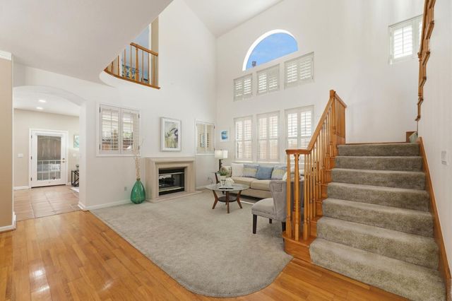 3044 Calle De Las Flores, San Jose, CA 95148