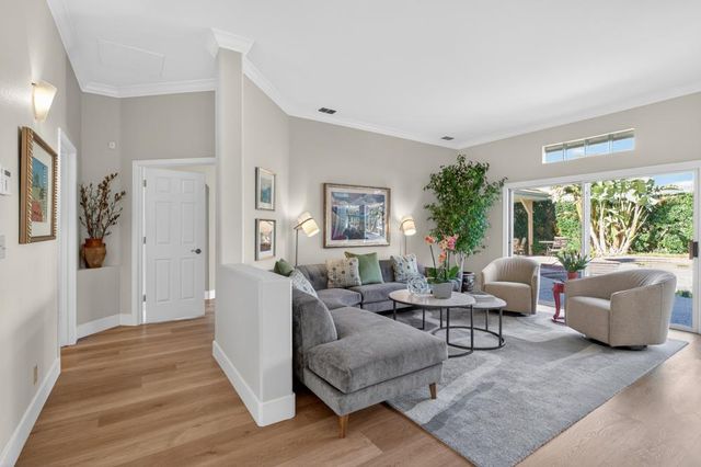 7437 Grenfell Ct, Elk Grove, CA 95758