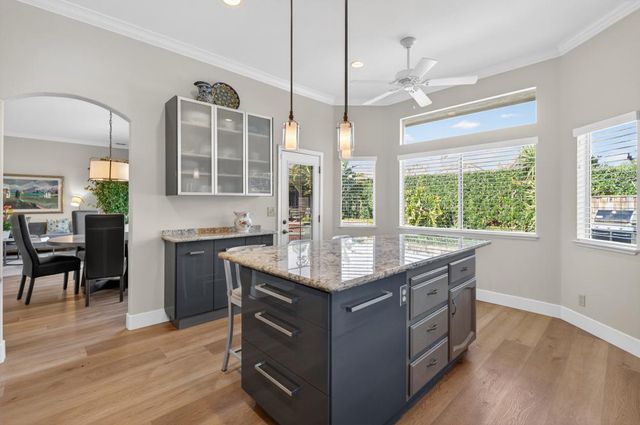 7437 Grenfell Ct, Elk Grove, CA 95758