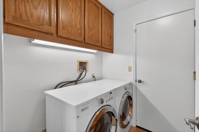 7437 Grenfell Ct, Elk Grove, CA 95758