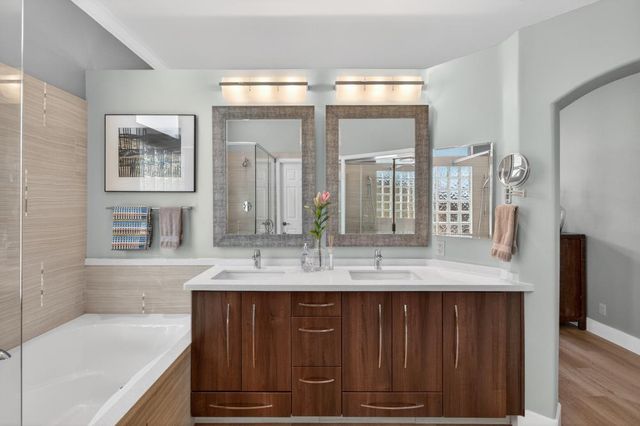 7437 Grenfell Ct, Elk Grove, CA 95758