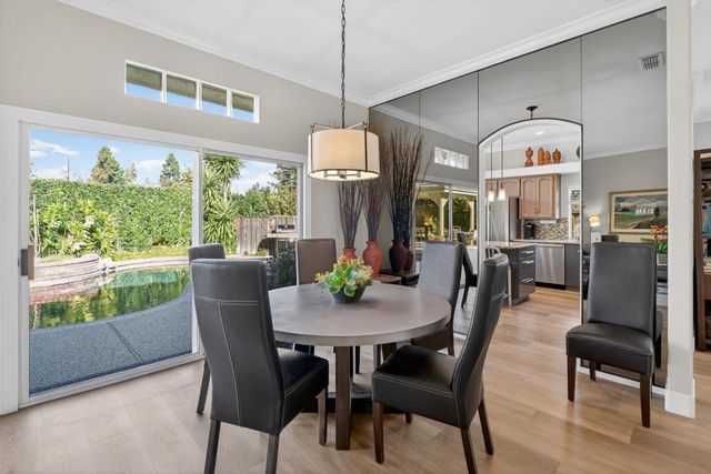 7437 Grenfell Ct, Elk Grove, CA 95758