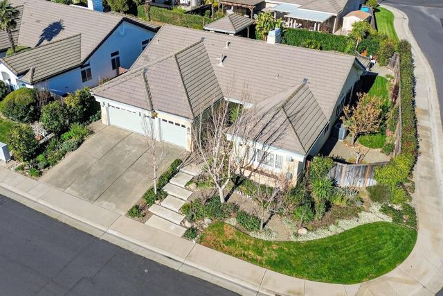 7437 Grenfell Ct, Elk Grove, CA 95758