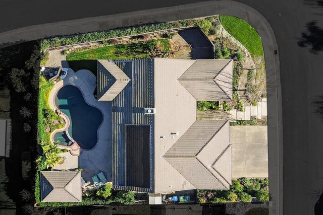 7437 Grenfell Ct, Elk Grove, CA 95758