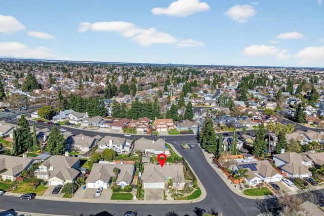 7437 Grenfell Ct, Elk Grove, CA 95758