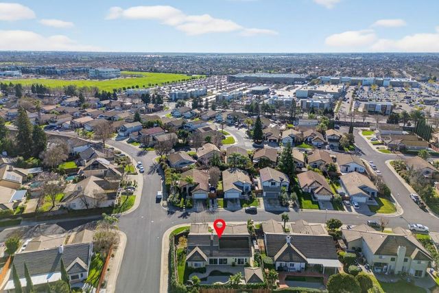 7437 Grenfell Ct, Elk Grove, CA 95758