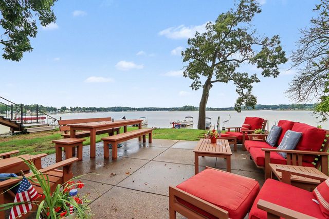 11110 E Shore Drive, Prairieville Twp, MI 49046