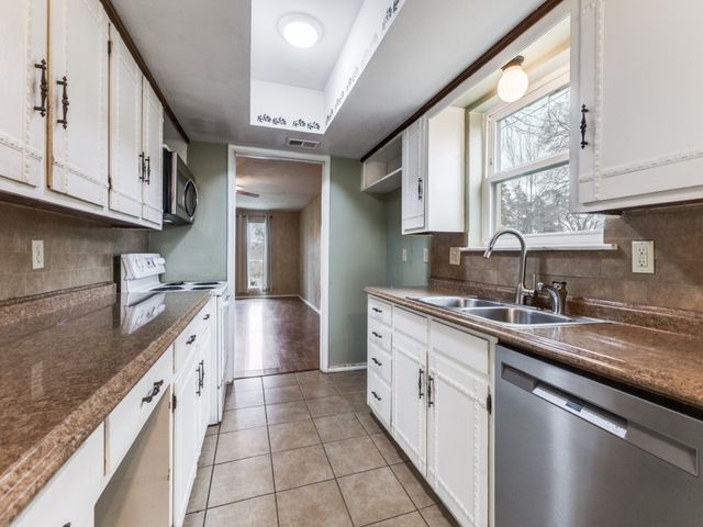 4037 Treeline Drive, Dallas, TX 75224