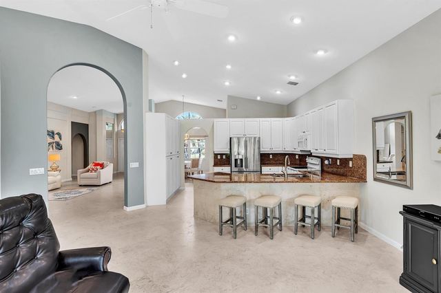 12316 Lakeridge Falls Drive, Boynton Beach, FL 33437