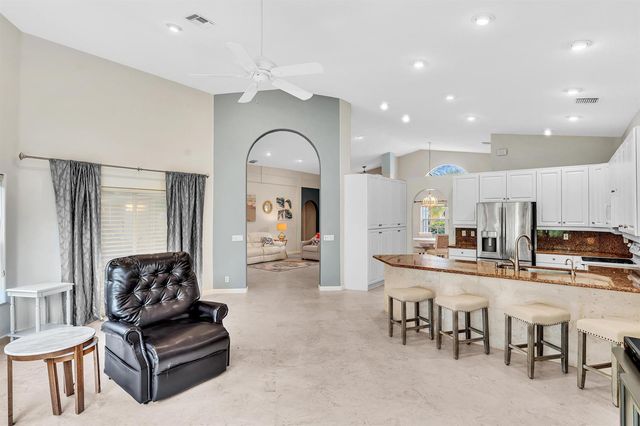 12316 Lakeridge Falls Drive, Boynton Beach, FL 33437