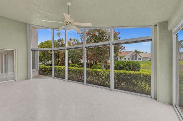 12316 Lakeridge Falls Drive, Boynton Beach, FL 33437