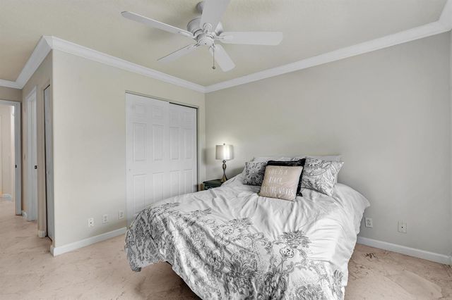 12316 Lakeridge Falls Drive, Boynton Beach, FL 33437
