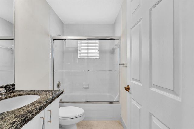 12316 Lakeridge Falls Drive, Boynton Beach, FL 33437