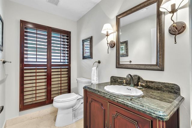 12316 Lakeridge Falls Drive, Boynton Beach, FL 33437