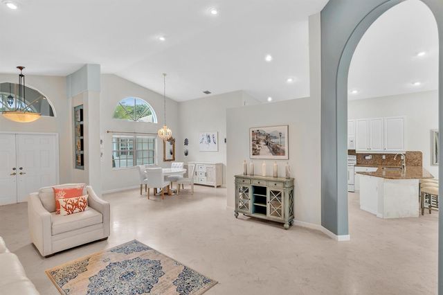 12316 Lakeridge Falls Drive, Boynton Beach, FL 33437