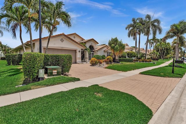 12316 Lakeridge Falls Drive, Boynton Beach, FL 33437