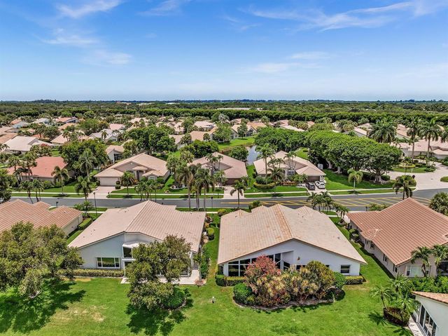 12316 Lakeridge Falls Drive, Boynton Beach, FL 33437