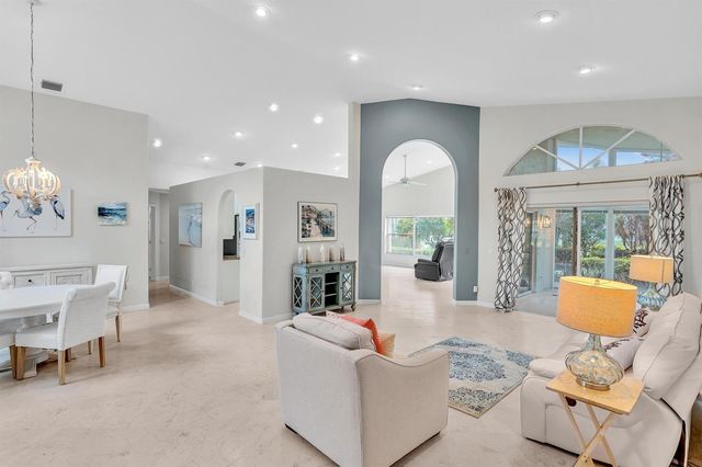 12316 Lakeridge Falls Drive, Boynton Beach, FL 33437