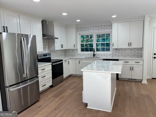 126 Azalea Drive, Peachtree City, GA 30269