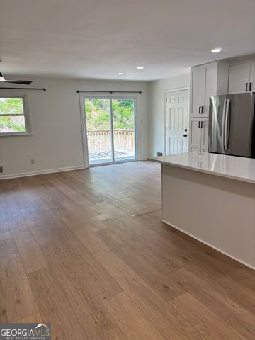 126 Azalea Drive, Peachtree City, GA 30269