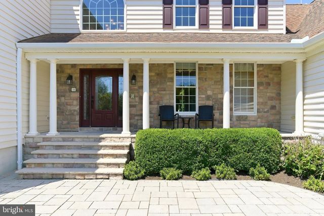 16 DEER RUN DRIVE, Freehold, NJ 07728