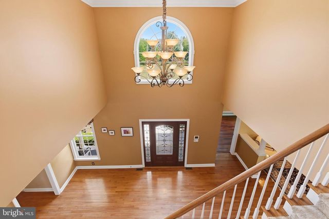 16 DEER RUN DRIVE, Freehold, NJ 07728