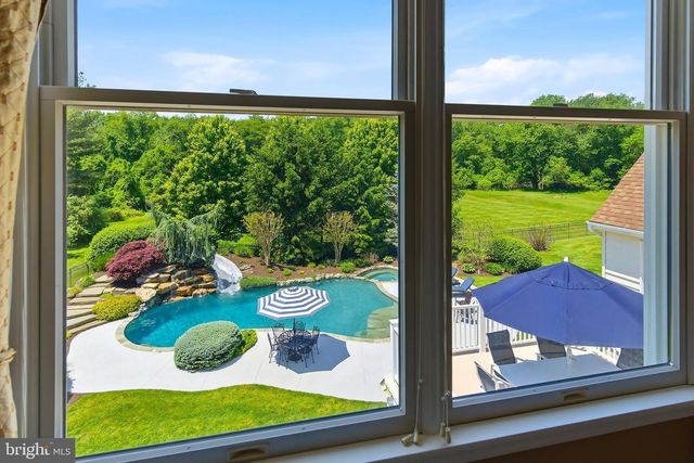 16 DEER RUN DRIVE, Freehold, NJ 07728