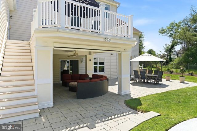 16 DEER RUN DRIVE, Freehold, NJ 07728