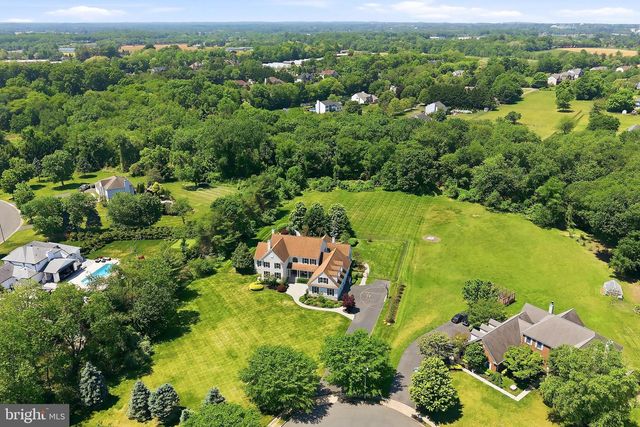 16 DEER RUN DRIVE, Freehold, NJ 07728
