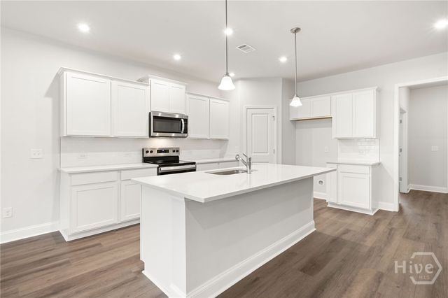 375 Monterey Loop, Richmond Hill, GA 31324