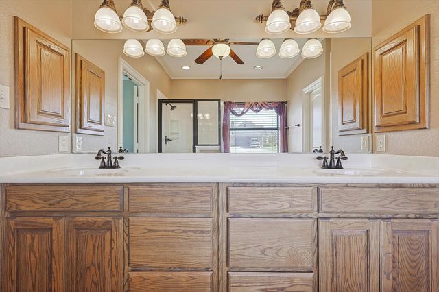 7240 Hunnington Drive, Sanger, TX 76266