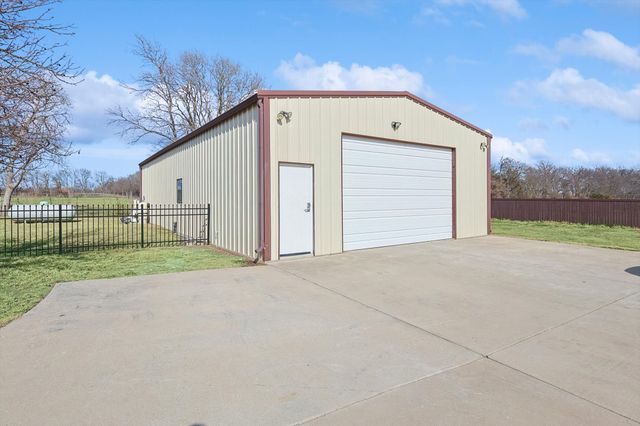 7240 Hunnington Drive, Sanger, TX 76266