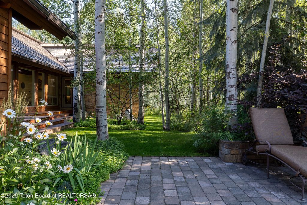 2540 TRADER Road, Jackson, WY 83001 photo 31