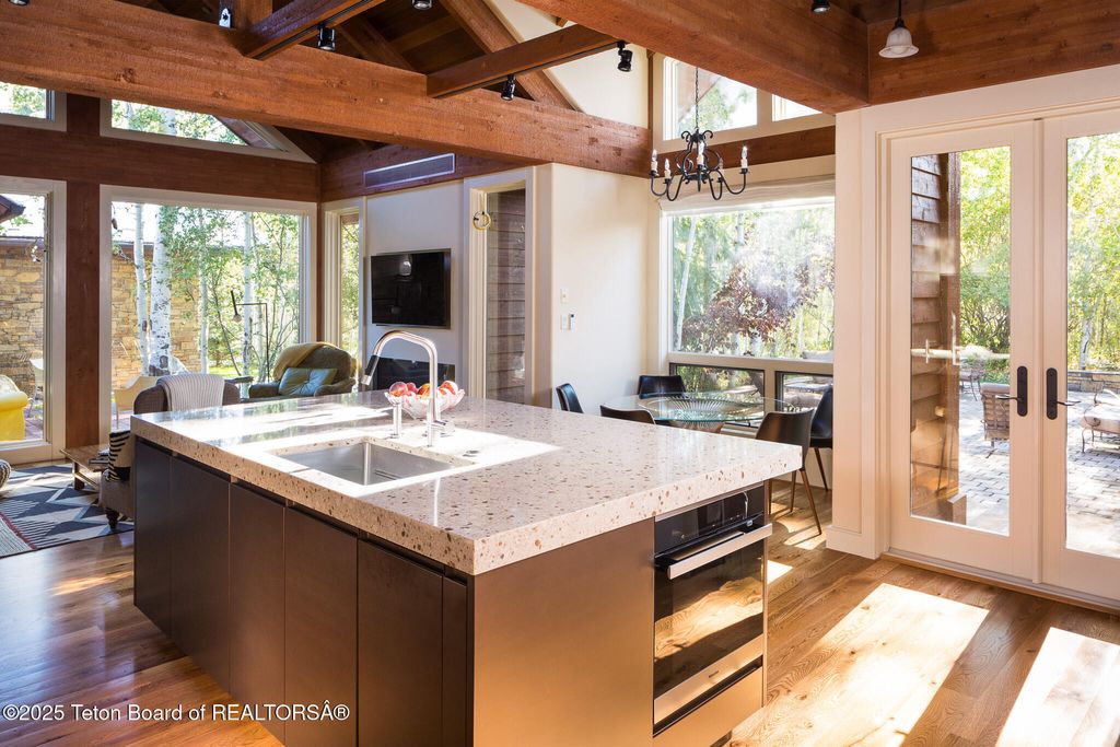 2540 TRADER Road, Jackson, WY 83001 photo 5