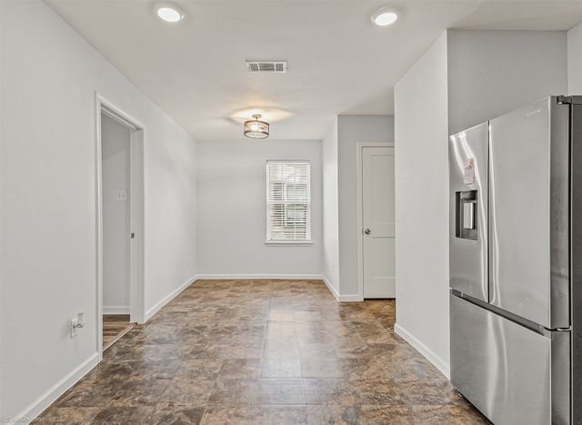 943 Gibbard Avenue, Wills Point, TX 75169