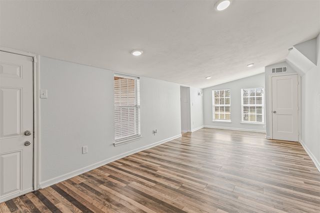 943 Gibbard Avenue, Wills Point, TX 75169